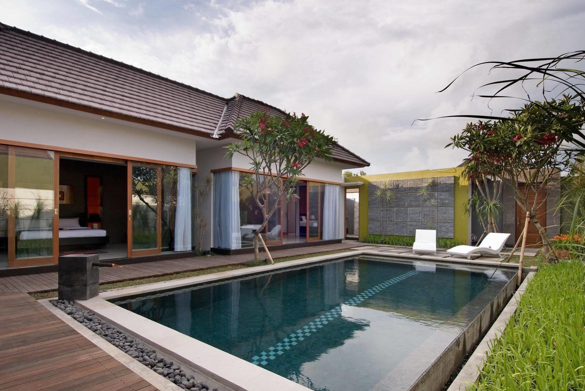 Bali Swiss Villa Seminyak Exterior foto